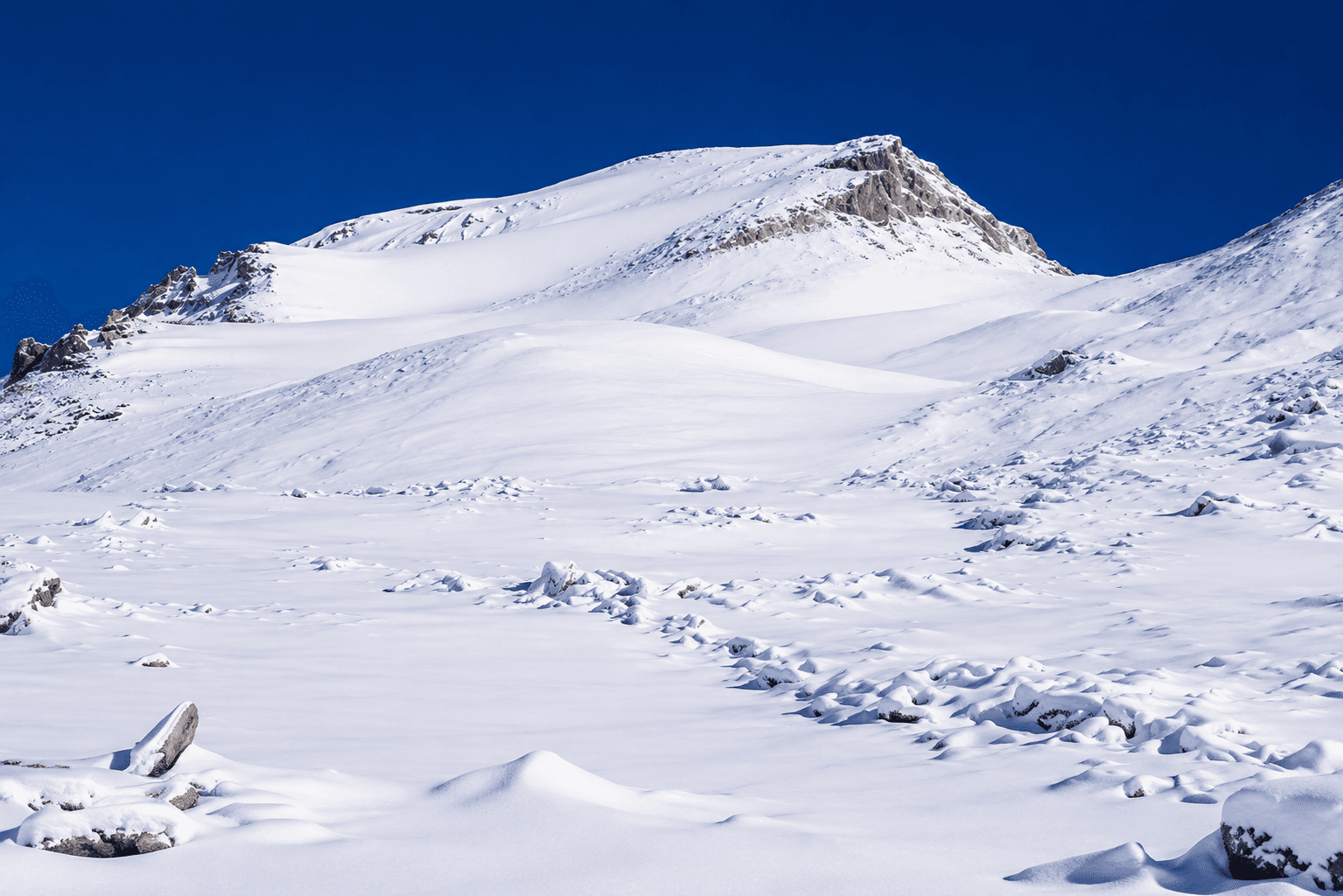 Yunam Peak Winter Summit: A Six-Hour Base-to-Base Ascent article cover image